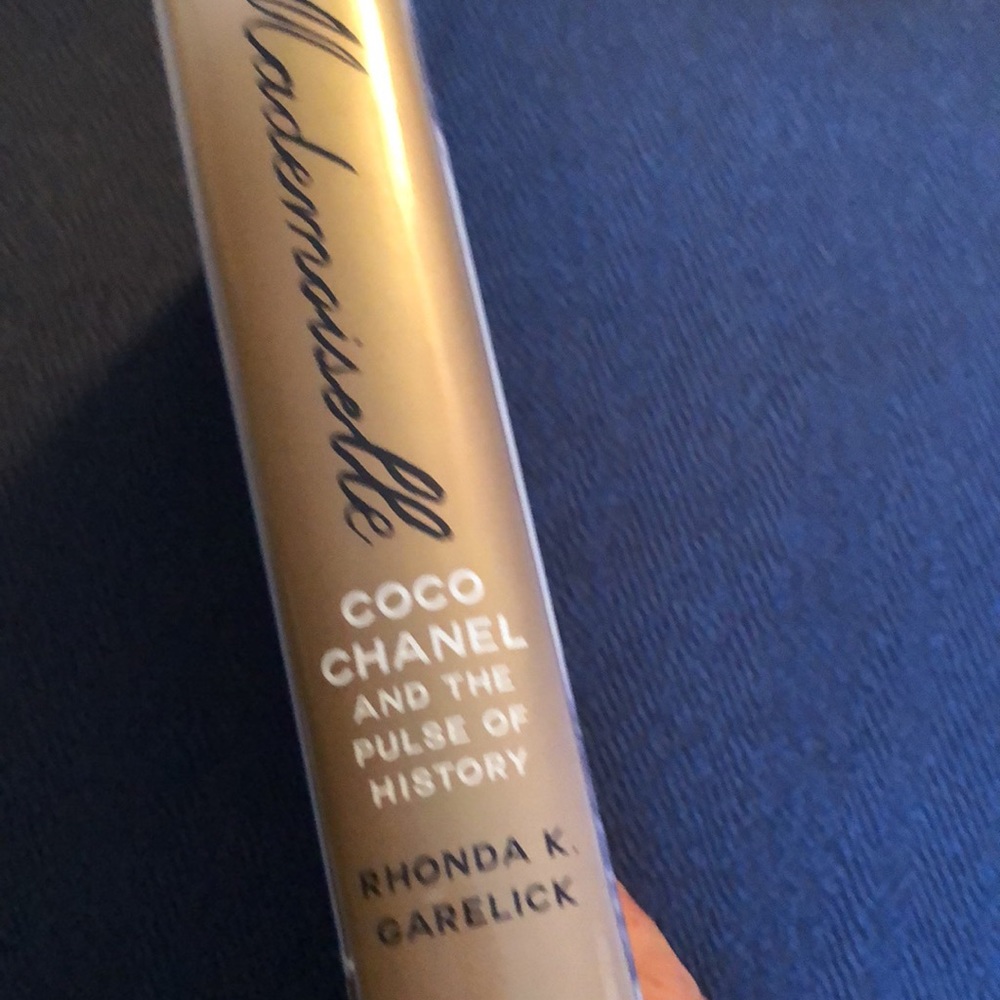 Coco Chanel Book - Picture 3 of 7